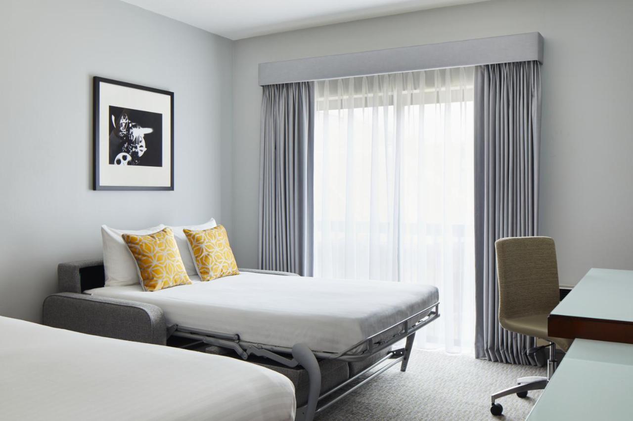 Delta Hotels By Marriott Cheshunt Броксборн Екстериор снимка