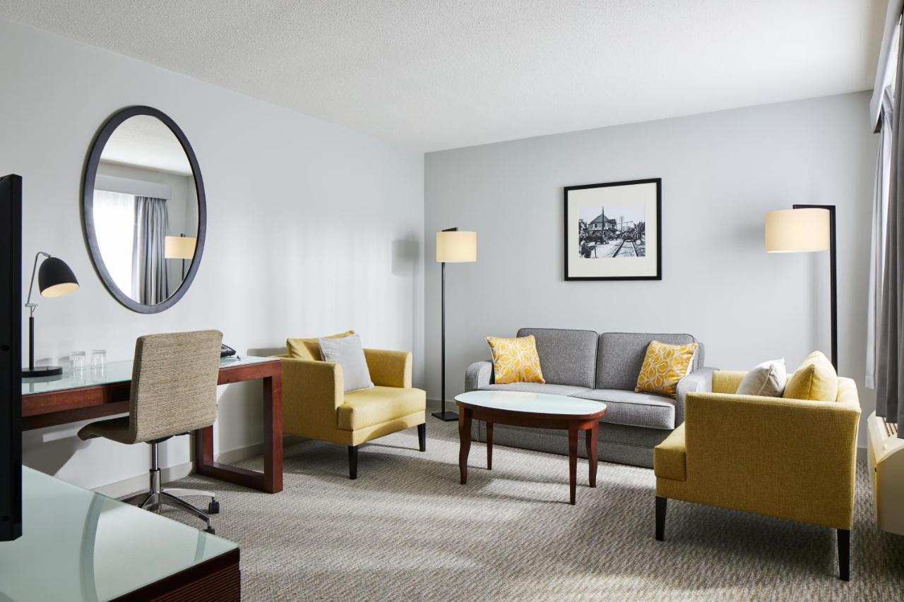 Delta Hotels By Marriott Cheshunt Броксборн Екстериор снимка